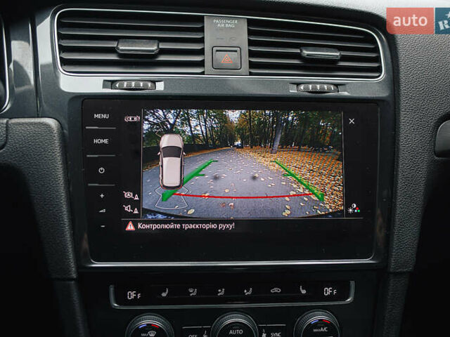 Чорний Фольксваген e-Golf, об'ємом двигуна 0 л та пробігом 110 тис. км за 12500 $, фото 29 на Automoto.ua