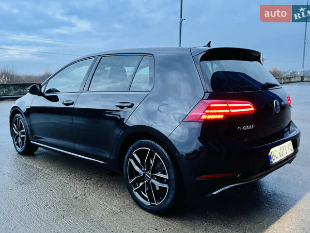 Черный Фольксваген e-Golf, объемом двигателя 0 л и пробегом 133 тыс. км за 16199 $, фото 10 на Automoto.ua