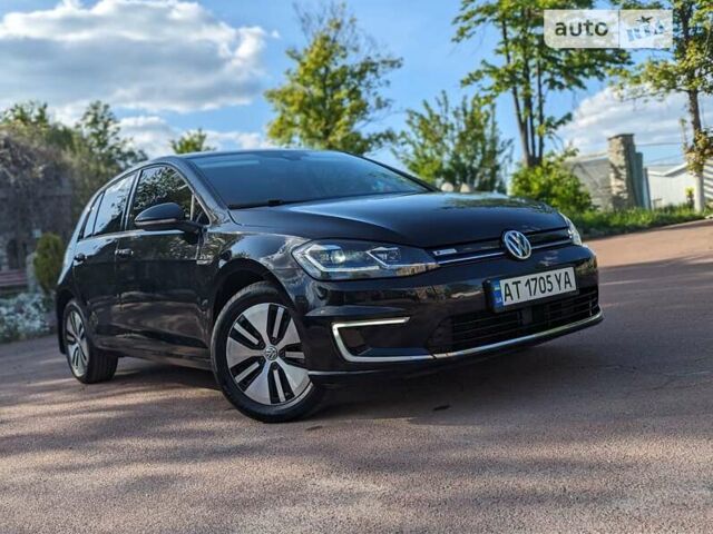 Черный Фольксваген e-Golf, объемом двигателя 0 л и пробегом 79 тыс. км за 15300 $, фото 11 на Automoto.ua