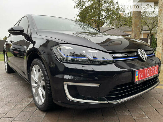 Черный Фольксваген e-Golf, объемом двигателя 0 л и пробегом 67 тыс. км за 15200 $, фото 12 на Automoto.ua