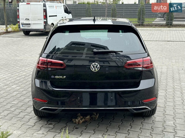 Черный Фольксваген e-Golf, объемом двигателя 0 л и пробегом 110 тыс. км за 14400 $, фото 5 на Automoto.ua