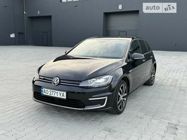 Черный Фольксваген e-Golf, объемом двигателя 0 л и пробегом 85 тыс. км за 15999 $, фото 17 на Automoto.ua