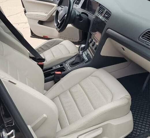 Чорний Фольксваген e-Golf, об'ємом двигуна 0 л та пробігом 125 тис. км за 13800 $, фото 21 на Automoto.ua
