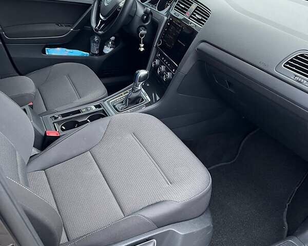 Черный Фольксваген e-Golf, объемом двигателя 0 л и пробегом 47 тыс. км за 16900 $, фото 12 на Automoto.ua