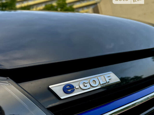 Черный Фольксваген e-Golf, объемом двигателя 0 л и пробегом 58 тыс. км за 16999 $, фото 14 на Automoto.ua