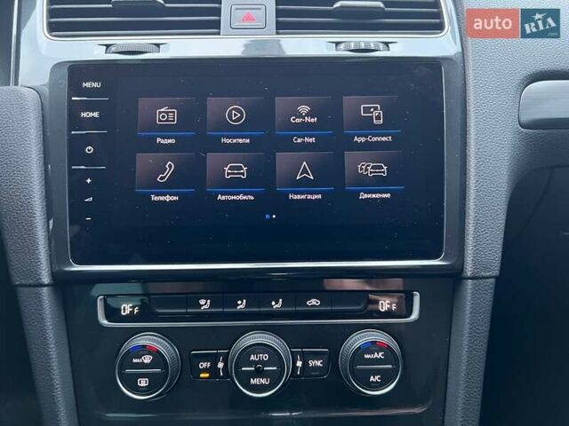 Черный Фольксваген e-Golf, объемом двигателя 0 л и пробегом 47 тыс. км за 16900 $, фото 24 на Automoto.ua