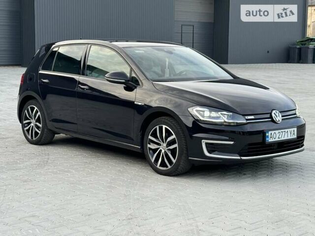 Черный Фольксваген e-Golf, объемом двигателя 0 л и пробегом 85 тыс. км за 15555 $, фото 1 на Automoto.ua