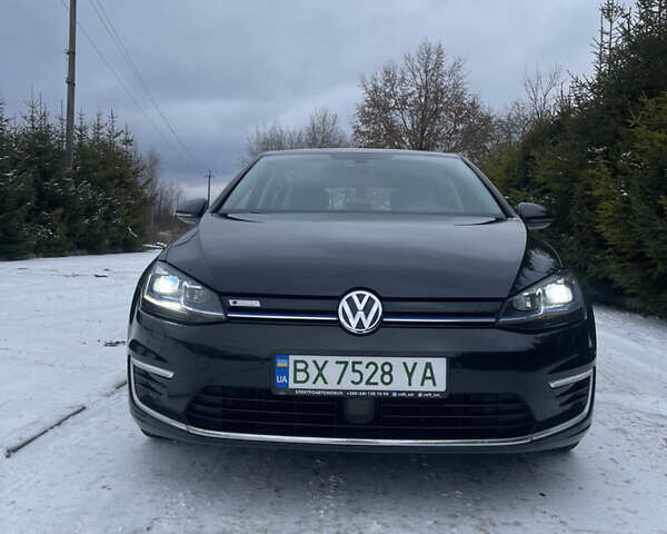 Чорний Фольксваген e-Golf, об'ємом двигуна 0 л та пробігом 108 тис. км за 13500 $, фото 13 на Automoto.ua