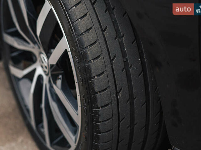 Чорний Фольксваген e-Golf, об'ємом двигуна 0 л та пробігом 110 тис. км за 12500 $, фото 33 на Automoto.ua