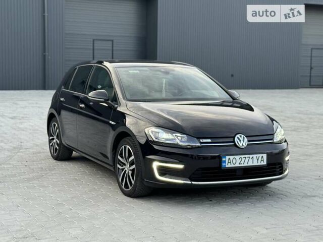 Чорний Фольксваген e-Golf, об'ємом двигуна 0 л та пробігом 85 тис. км за 15999 $, фото 4 на Automoto.ua