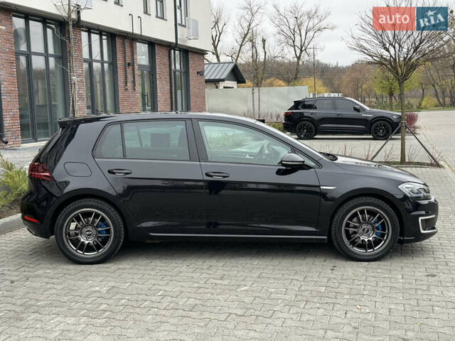 Черный Фольксваген e-Golf, объемом двигателя 0 л и пробегом 110 тыс. км за 14400 $, фото 7 на Automoto.ua