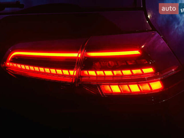 Черный Фольксваген e-Golf, объемом двигателя 0 л и пробегом 133 тыс. км за 16199 $, фото 45 на Automoto.ua