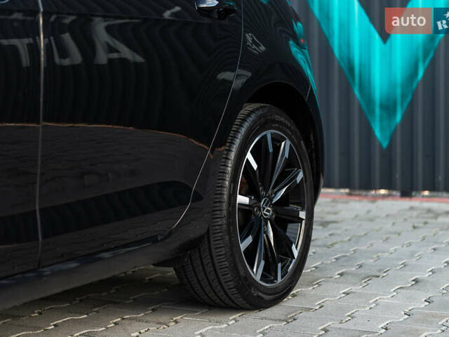 Черный Фольксваген e-Golf, объемом двигателя 0 л и пробегом 93 тыс. км за 15500 $, фото 5 на Automoto.ua