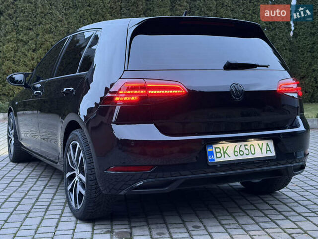 Черный Фольксваген e-Golf, объемом двигателя 0 л и пробегом 145 тыс. км за 14900 $, фото 43 на Automoto.ua