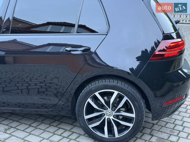 Черный Фольксваген e-Golf, объемом двигателя 0 л и пробегом 145 тыс. км за 14900 $, фото 27 на Automoto.ua