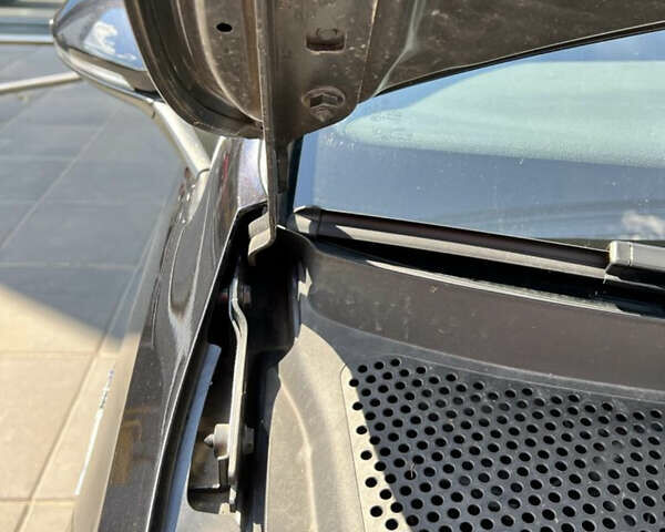 Черный Фольксваген e-Golf, объемом двигателя 0 л и пробегом 134 тыс. км за 13550 $, фото 28 на Automoto.ua