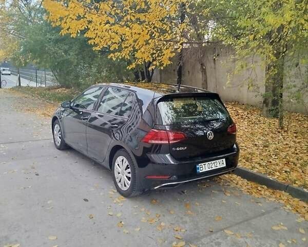 Черный Фольксваген e-Golf, объемом двигателя 0 л и пробегом 74 тыс. км за 14300 $, фото 5 на Automoto.ua