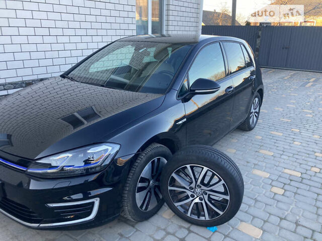 Чорний Фольксваген e-Golf, об'ємом двигуна 0 л та пробігом 86 тис. км за 17250 $, фото 92 на Automoto.ua