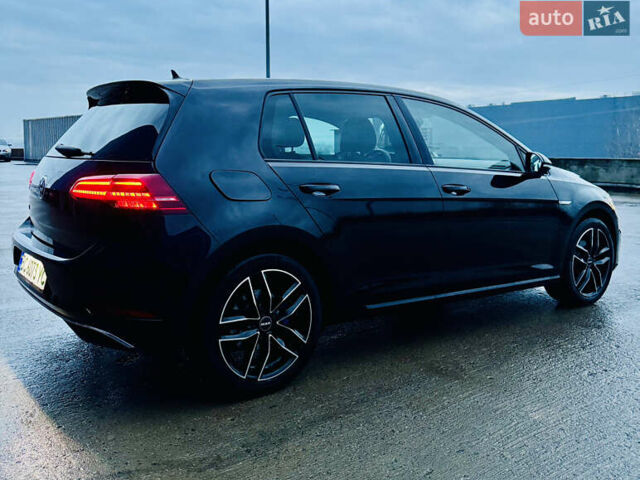 Черный Фольксваген e-Golf, объемом двигателя 0 л и пробегом 133 тыс. км за 16199 $, фото 11 на Automoto.ua