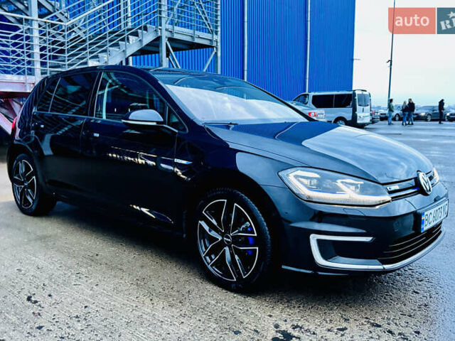 Черный Фольксваген e-Golf, объемом двигателя 0 л и пробегом 133 тыс. км за 16199 $, фото 14 на Automoto.ua