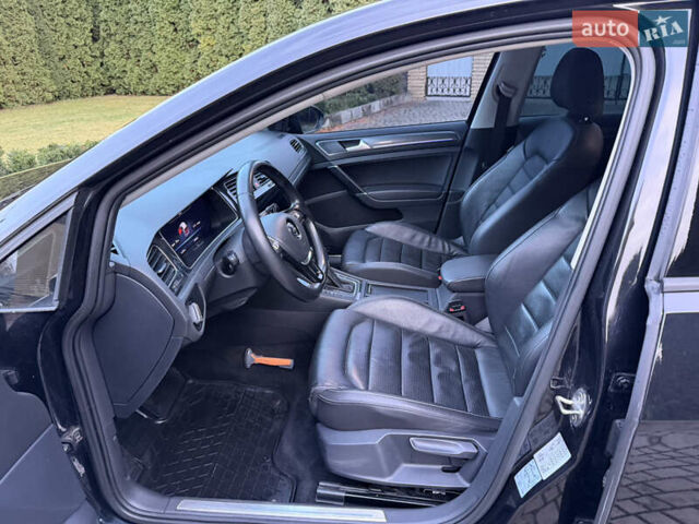 Черный Фольксваген e-Golf, объемом двигателя 0 л и пробегом 145 тыс. км за 14900 $, фото 53 на Automoto.ua