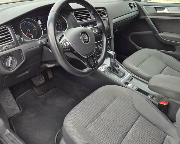 Чорний Фольксваген e-Golf, об'ємом двигуна 0 л та пробігом 121 тис. км за 13900 $, фото 6 на Automoto.ua