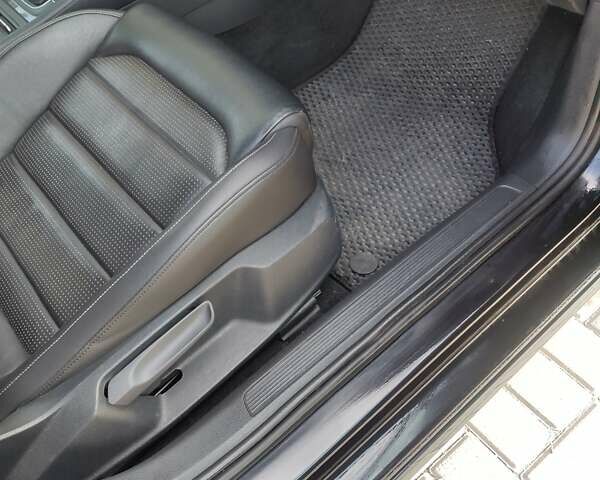 Черный Фольксваген e-Golf, объемом двигателя 0 л и пробегом 133 тыс. км за 14900 $, фото 59 на Automoto.ua