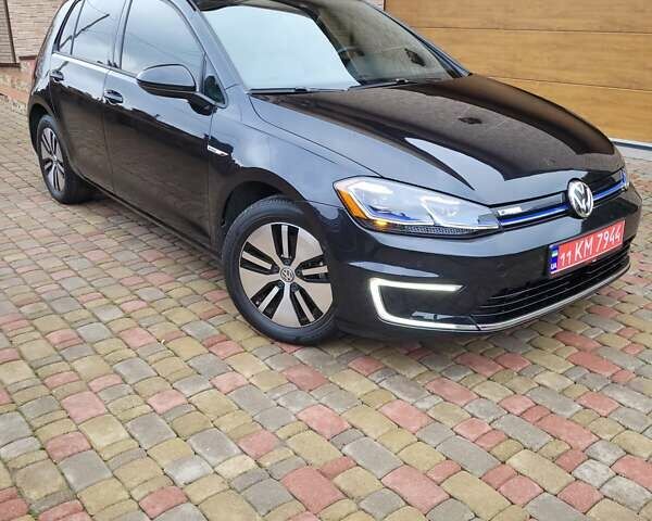 Черный Фольксваген e-Golf, объемом двигателя 0 л и пробегом 25 тыс. км за 16300 $, фото 1 на Automoto.ua