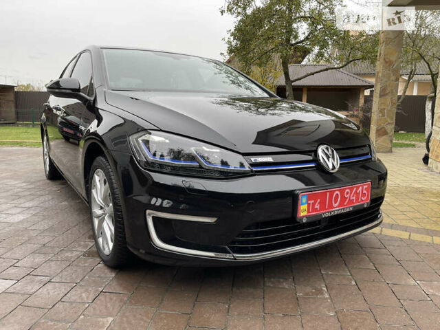 Черный Фольксваген e-Golf, объемом двигателя 0 л и пробегом 67 тыс. км за 15200 $, фото 2 на Automoto.ua