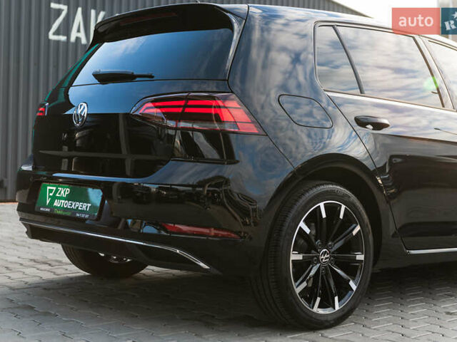 Черный Фольксваген e-Golf, объемом двигателя 0 л и пробегом 93 тыс. км за 15500 $, фото 13 на Automoto.ua