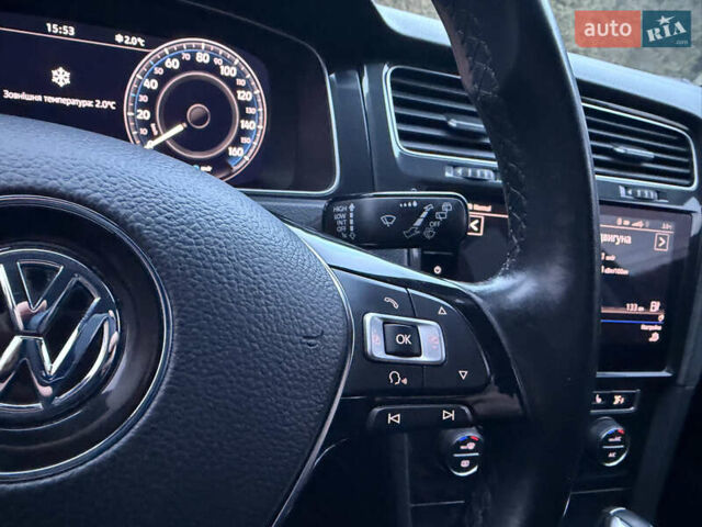 Черный Фольксваген e-Golf, объемом двигателя 0 л и пробегом 145 тыс. км за 14900 $, фото 68 на Automoto.ua