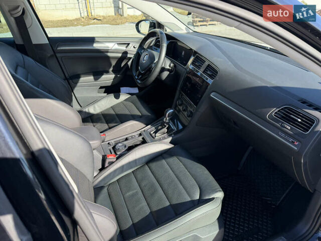 Чорний Фольксваген e-Golf, об'ємом двигуна 0 л та пробігом 118 тис. км за 11750 $, фото 13 на Automoto.ua