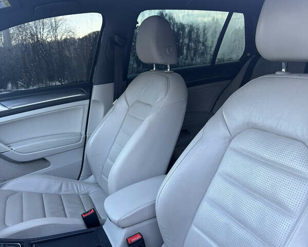 Черный Фольксваген e-Golf, объемом двигателя 0 л и пробегом 147 тыс. км за 12500 $, фото 15 на Automoto.ua