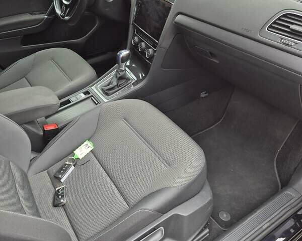 Чорний Фольксваген e-Golf, об'ємом двигуна 0 л та пробігом 121 тис. км за 13900 $, фото 1 на Automoto.ua