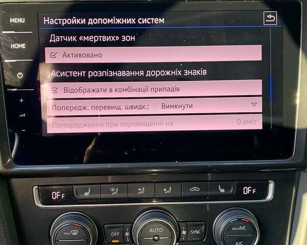 Черный Фольксваген e-Golf, объемом двигателя 0 л и пробегом 86 тыс. км за 19500 $, фото 32 на Automoto.ua