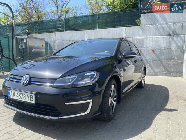 Черный Фольксваген e-Golf, объемом двигателя 0 л и пробегом 242 тыс. км за 12500 $, фото 2 на Automoto.ua