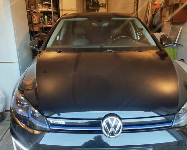 Черный Фольксваген e-Golf, объемом двигателя 0 л и пробегом 133 тыс. км за 14900 $, фото 18 на Automoto.ua