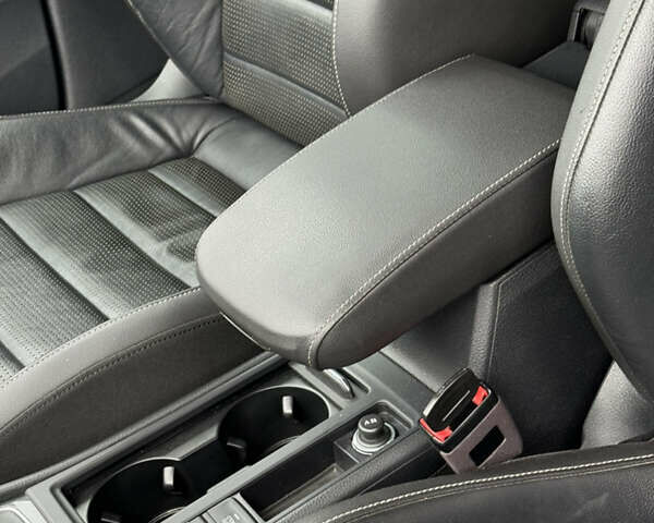 Черный Фольксваген e-Golf, объемом двигателя 0 л и пробегом 110 тыс. км за 14400 $, фото 24 на Automoto.ua