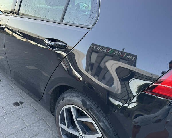Черный Фольксваген e-Golf, объемом двигателя 0 л и пробегом 170 тыс. км за 14500 $, фото 11 на Automoto.ua