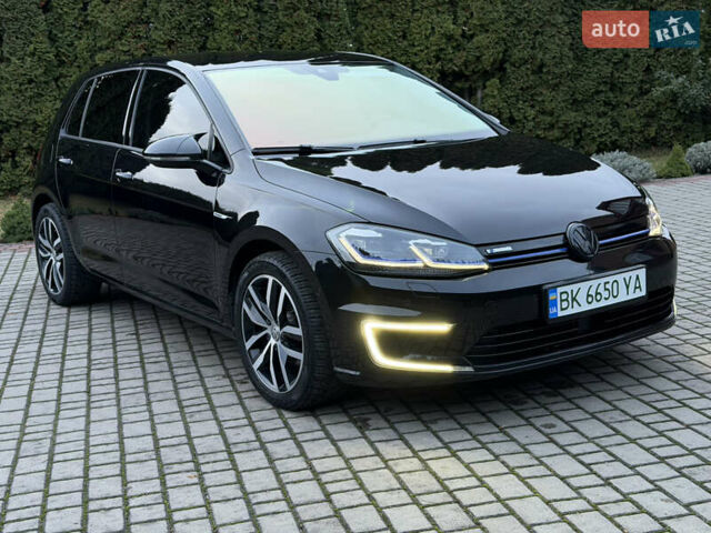 Черный Фольксваген e-Golf, объемом двигателя 0 л и пробегом 145 тыс. км за 14900 $, фото 11 на Automoto.ua