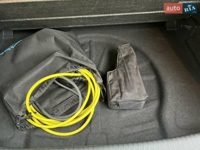 Чорний Фольксваген e-Golf, об'ємом двигуна 0 л та пробігом 109 тис. км за 12250 $, фото 24 на Automoto.ua