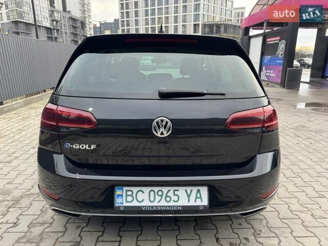 Черный Фольксваген e-Golf, объемом двигателя 0 л и пробегом 159 тыс. км за 14600 $, фото 5 на Automoto.ua