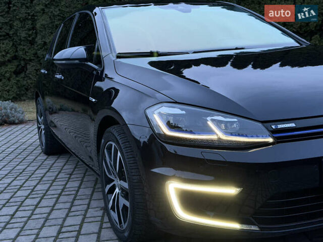 Черный Фольксваген e-Golf, объемом двигателя 0 л и пробегом 145 тыс. км за 14900 $, фото 46 на Automoto.ua