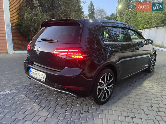 Черный Фольксваген e-Golf, объемом двигателя 0 л и пробегом 99 тыс. км за 13700 $, фото 26 на Automoto.ua