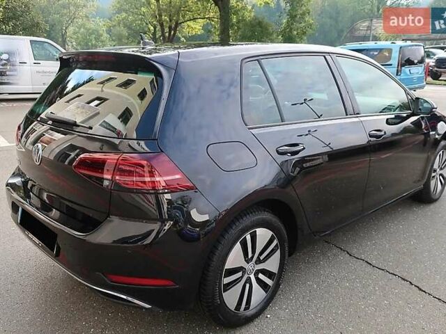 Черный Фольксваген e-Golf, объемом двигателя 0 л и пробегом 162 тыс. км за 11400 $, фото 5 на Automoto.ua