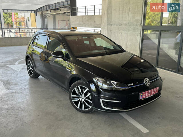 Черный Фольксваген e-Golf, объемом двигателя 0 л и пробегом 99 тыс. км за 13700 $, фото 20 на Automoto.ua