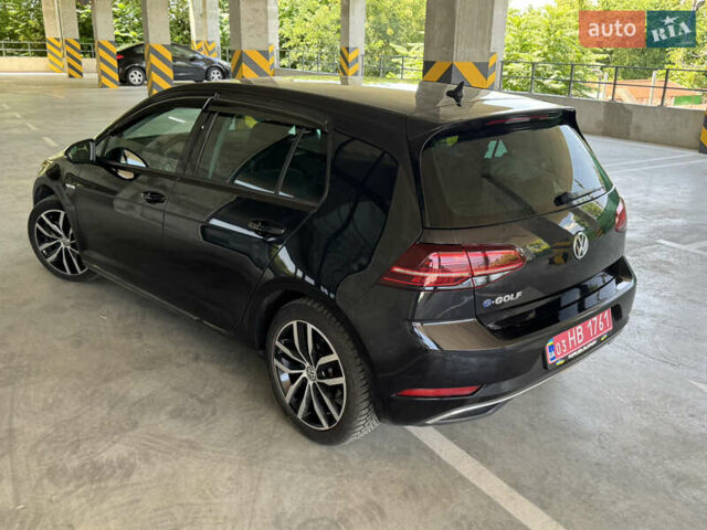 Черный Фольксваген e-Golf, объемом двигателя 0 л и пробегом 99 тыс. км за 13700 $, фото 18 на Automoto.ua