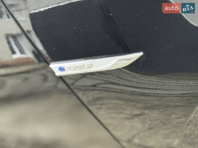 Черный Фольксваген e-Golf, объемом двигателя 0 л и пробегом 127 тыс. км за 14150 $, фото 11 на Automoto.ua