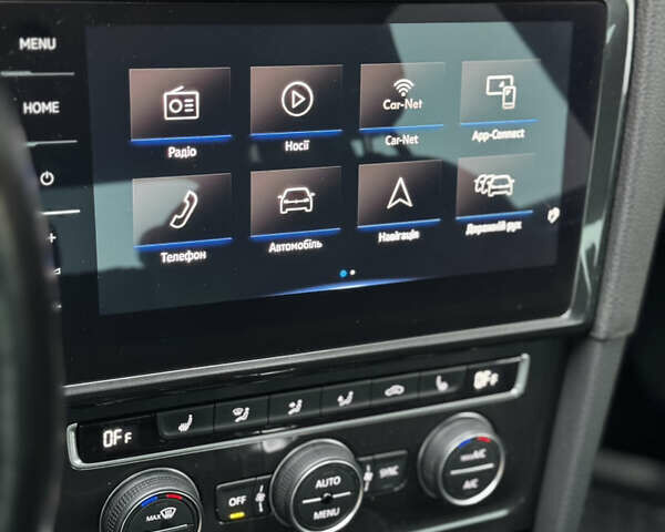 Черный Фольксваген e-Golf, объемом двигателя 0 л и пробегом 127 тыс. км за 14150 $, фото 34 на Automoto.ua