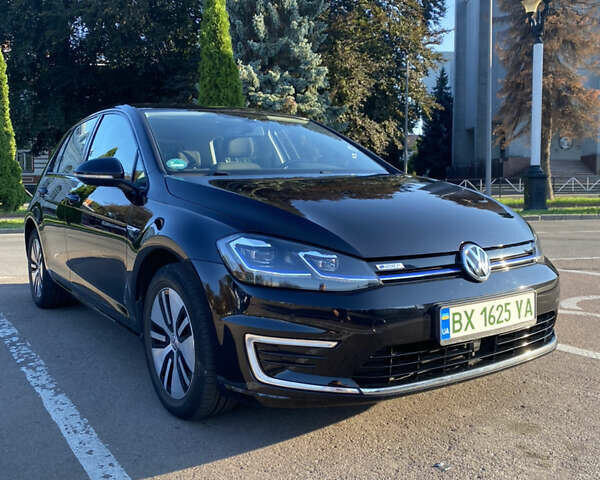 Черный Фольксваген e-Golf, объемом двигателя 0 л и пробегом 47 тыс. км за 14000 $, фото 6 на Automoto.ua